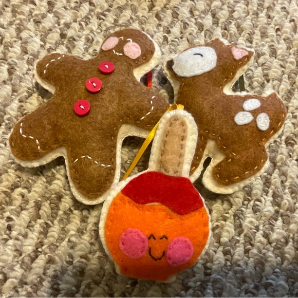 Hand-Crafted Felt Christmas Ornaments - Picture 4 of 16